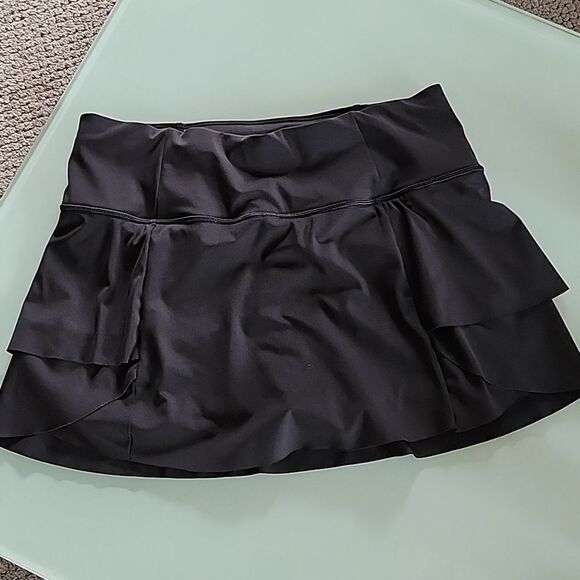 Athleta Skort  - Picture 4 of 9